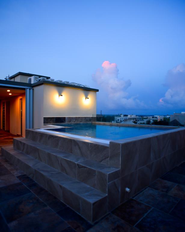 Sunrise 42 Suites Hotel Playa del Carmen Bagian luar foto