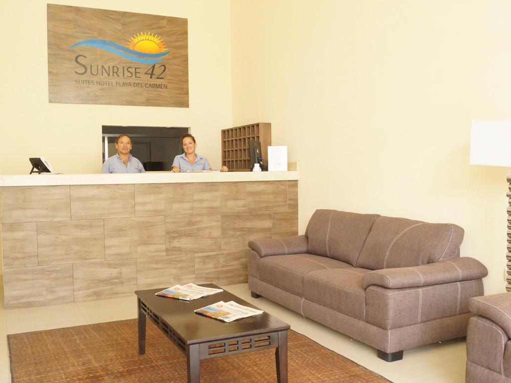 Sunrise 42 Suites Hotel Playa del Carmen Bagian luar foto