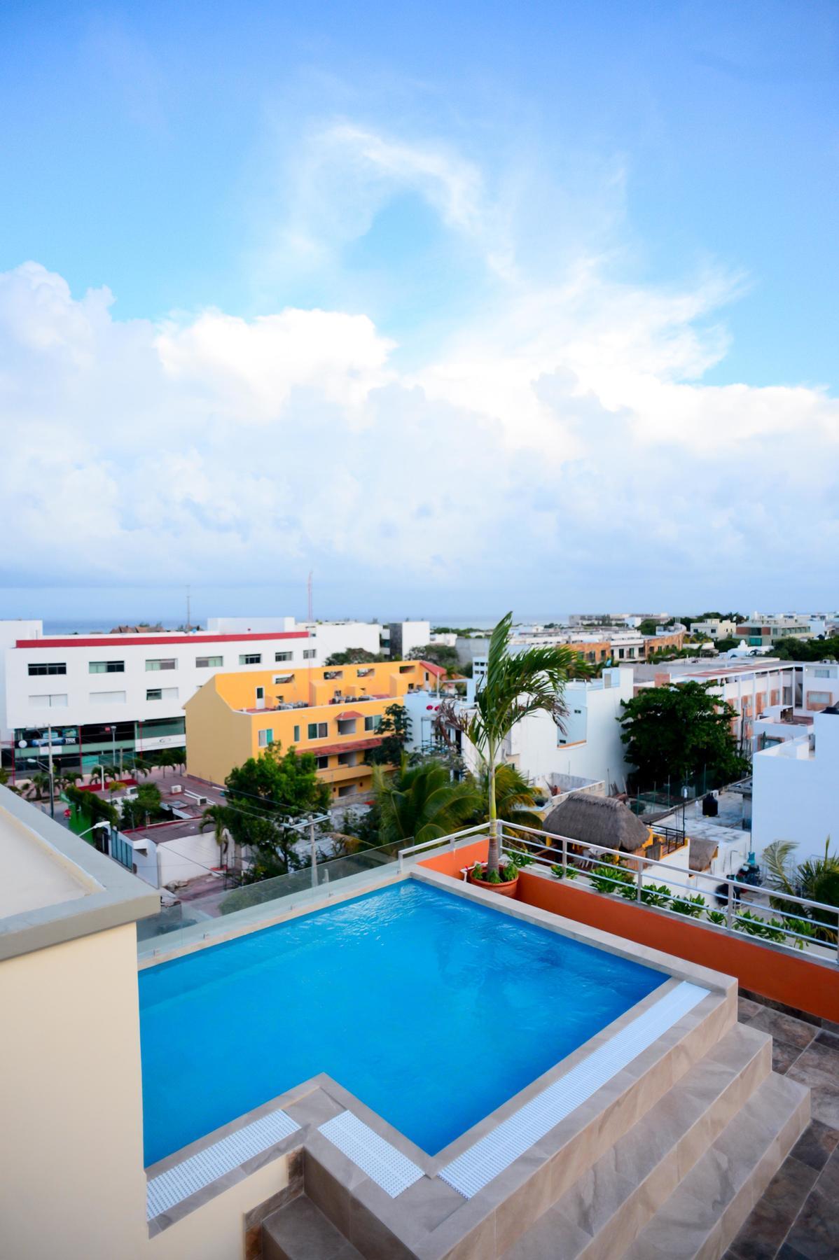 Sunrise 42 Suites Hotel Playa del Carmen Bagian luar foto