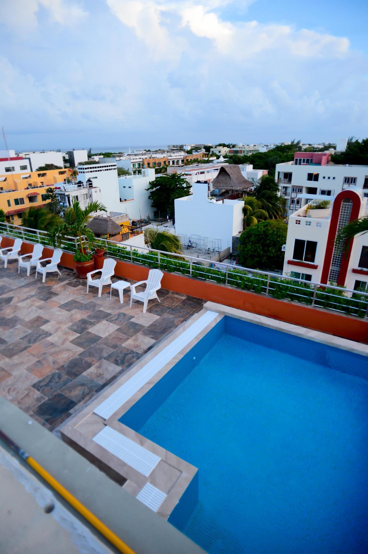 Sunrise 42 Suites Hotel Playa del Carmen Bagian luar foto