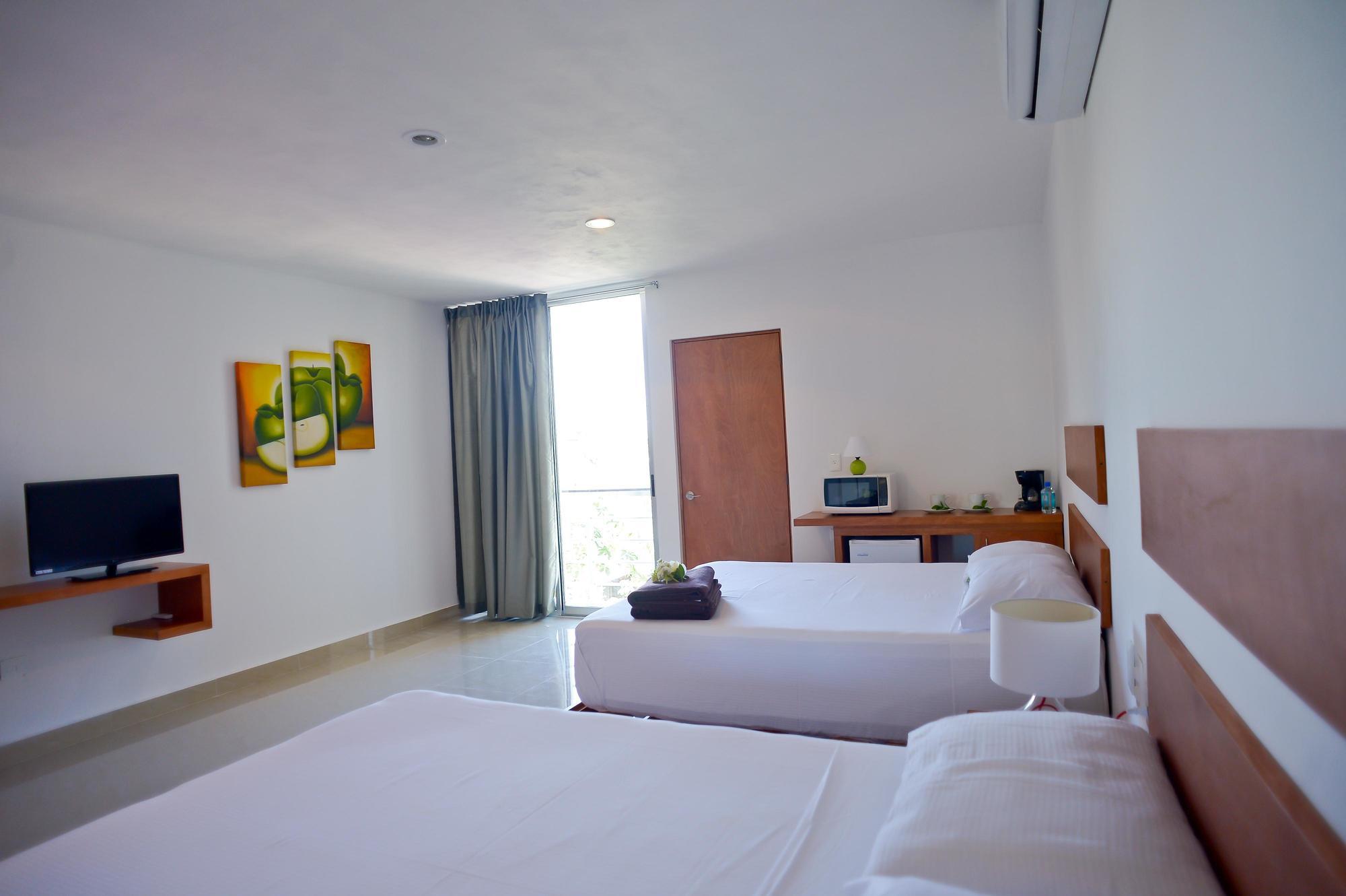 Sunrise 42 Suites Hotel Playa del Carmen Bagian luar foto