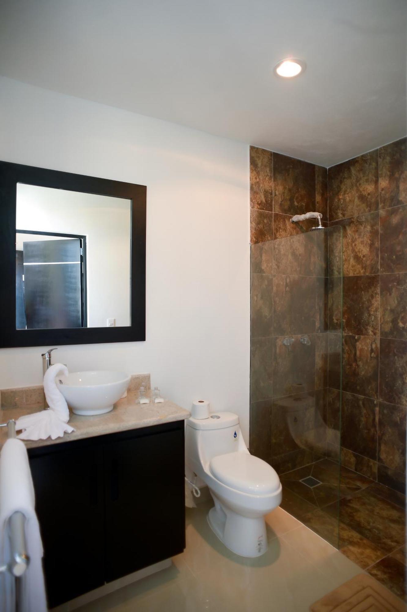 Sunrise 42 Suites Hotel Playa del Carmen Bagian luar foto