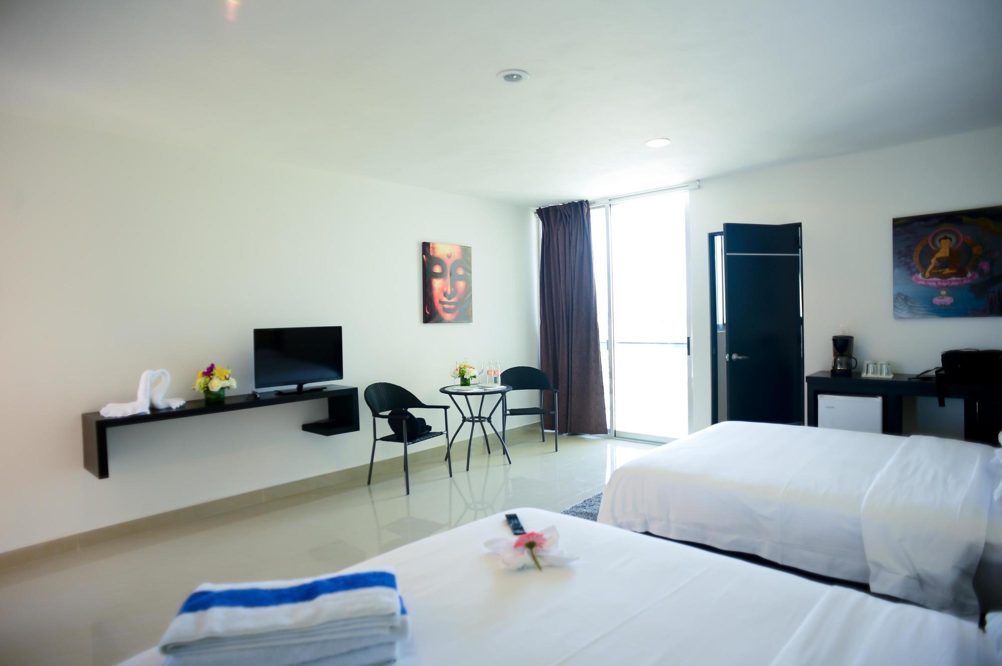 Sunrise 42 Suites Hotel Playa del Carmen Bagian luar foto