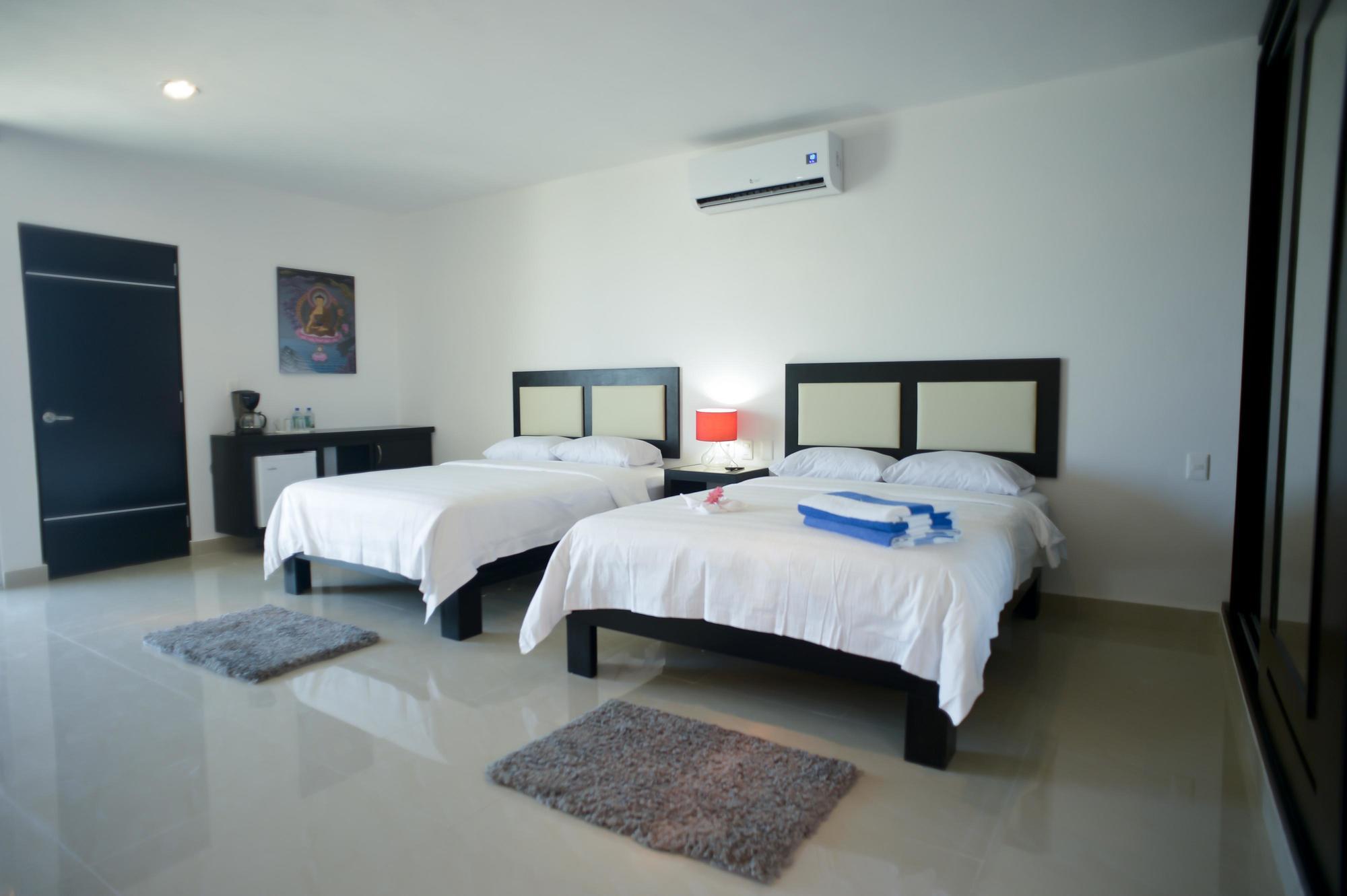 Sunrise 42 Suites Hotel Playa del Carmen Bagian luar foto